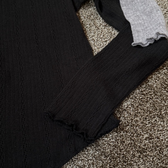 Bundle Henleys, Black and Gray Long Sleeve Tops - Picture 4 of 7
